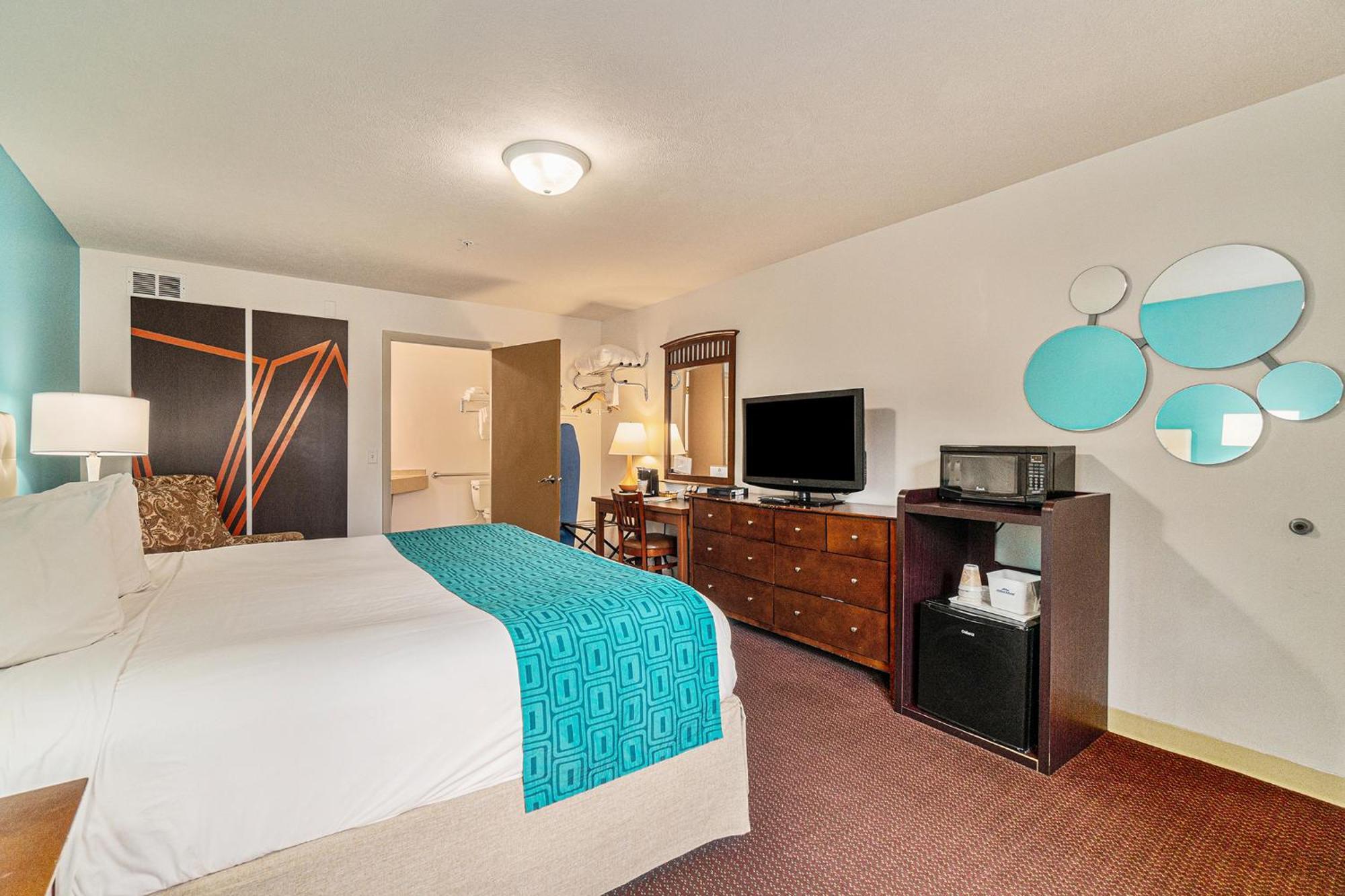 Howard Johnson By Wyndham Traverse City Dış mekan fotoğraf